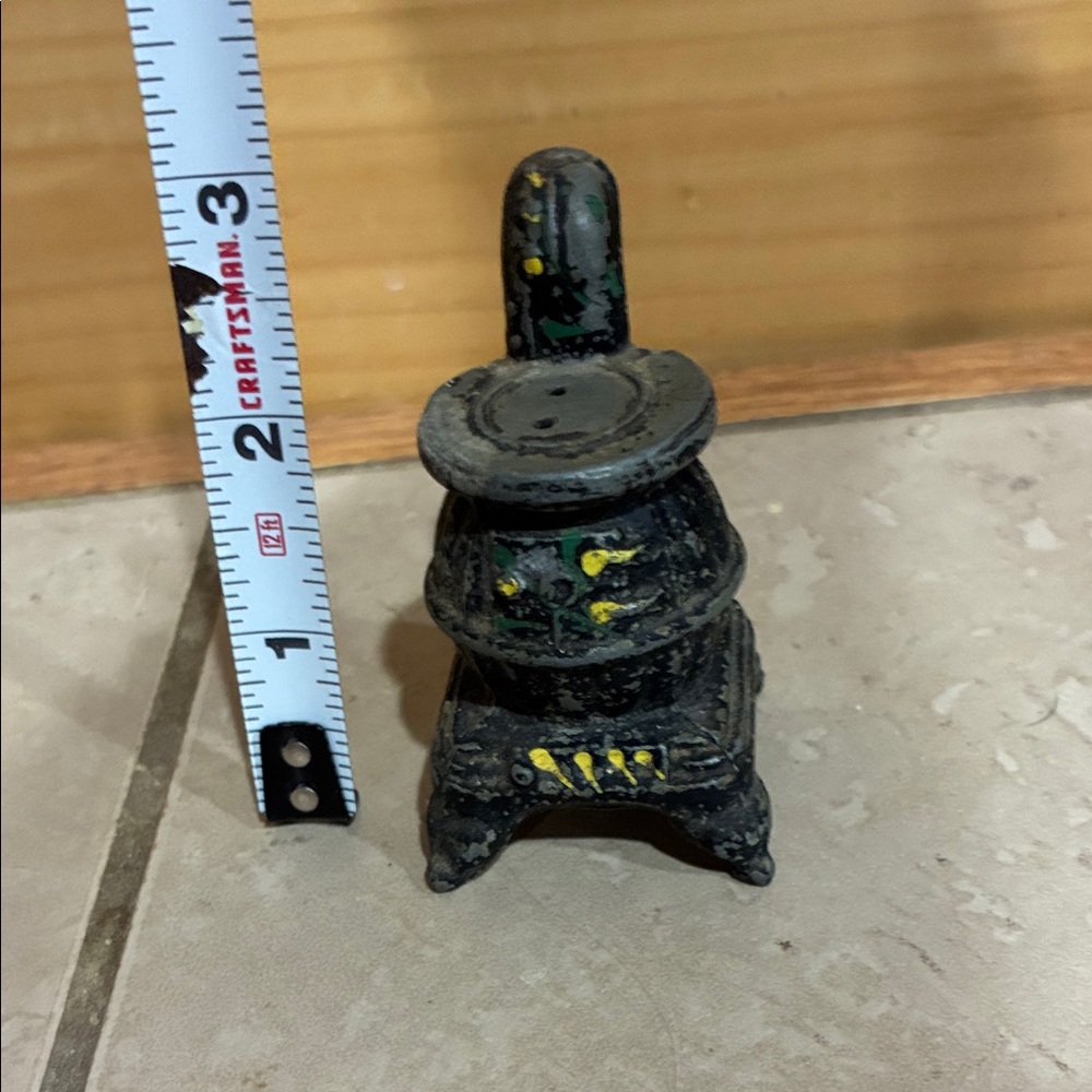 Antique Style Cast Iron Mini Stove Figurine - Black with Yellow Accents
